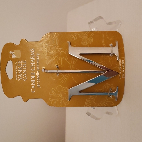 New Yankee Candle Charm - The Letter M - Picture 1 of 5
